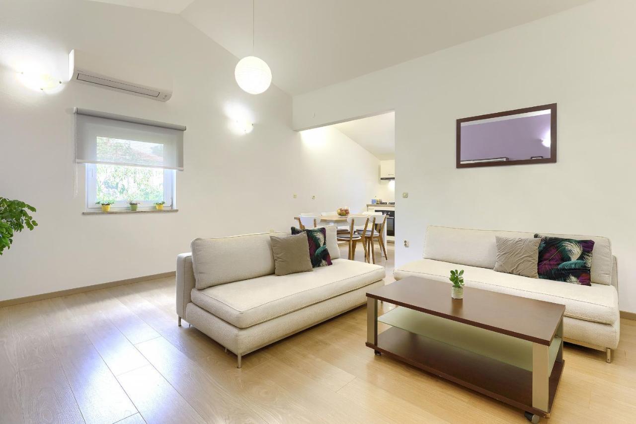 Homestay Pula Extérieur photo
