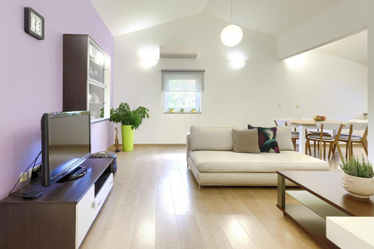 Homestay Pula Extérieur photo